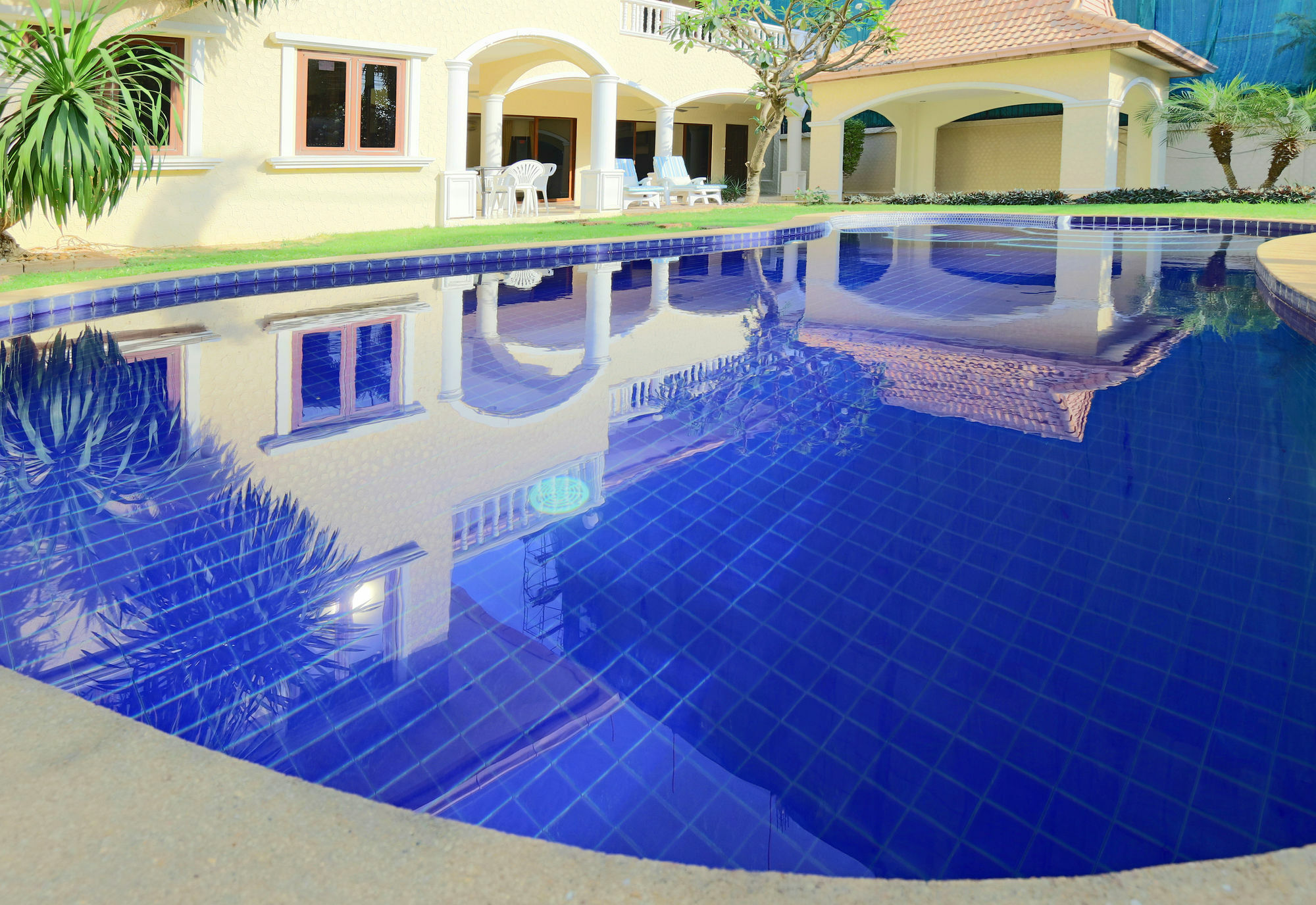 Pattaya Holiday Villas Bang Lamung Eksteriør bilde